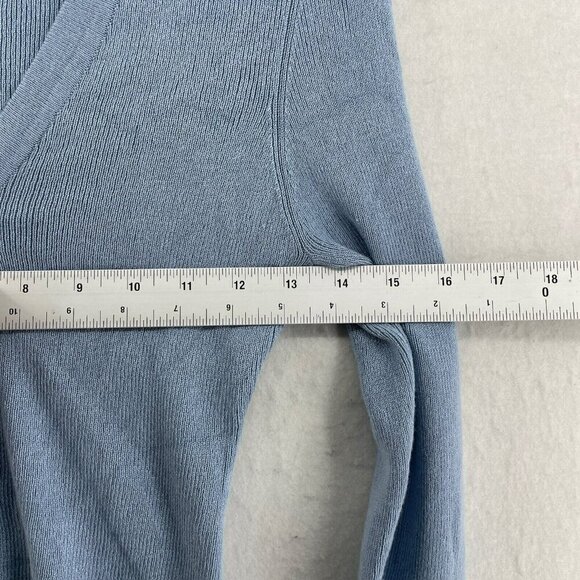 Fashion Nova Cardigan Women's Sz L Blue Knitted Button-Up V-Neck Cropped - Picture 3 of 11